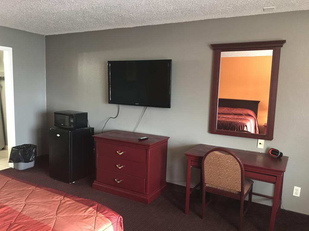 Express Inn Бей Сити Екстериор снимка