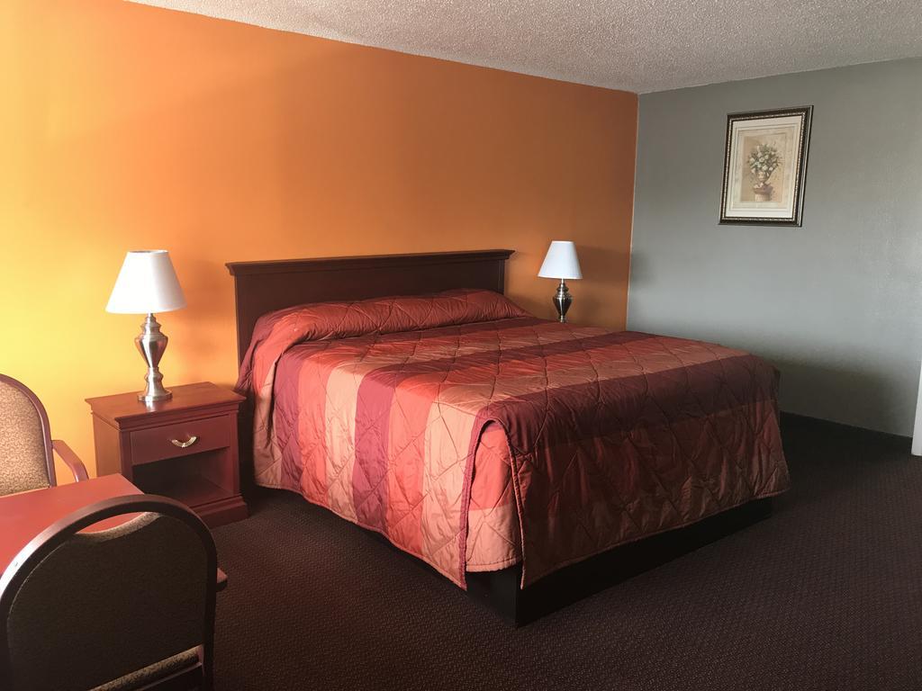 Express Inn Бей Сити Екстериор снимка
